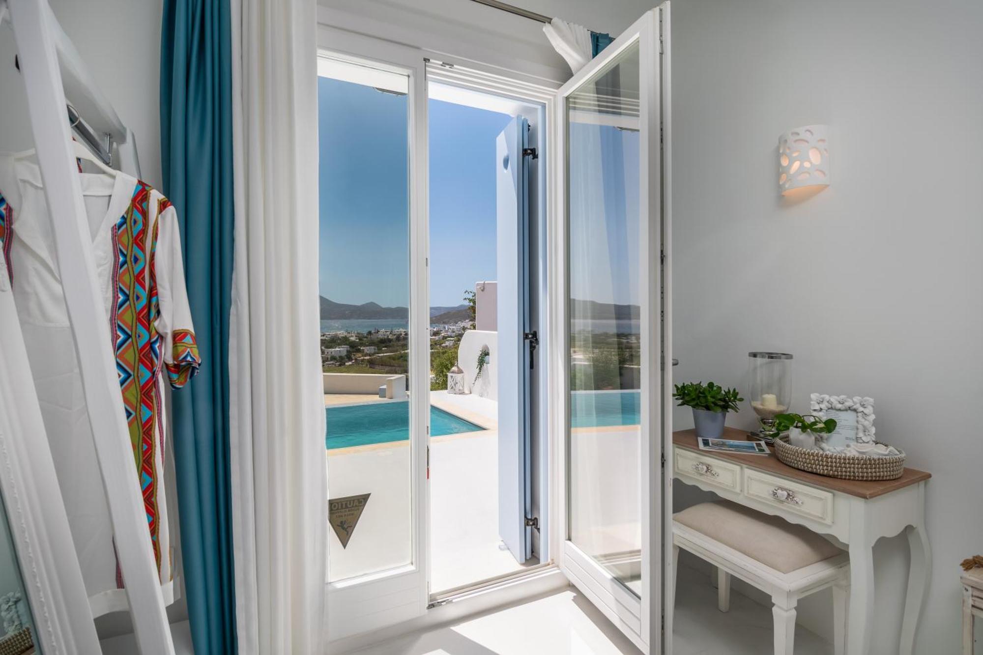 Blu Suites And Studios Adámas Eksteriør bilde